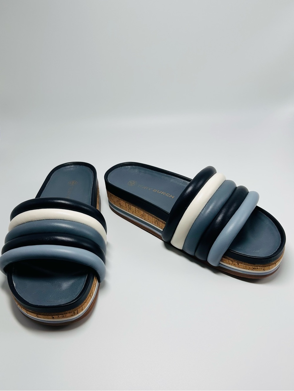 Tory Burch quilted platform slide sandals, colorblock navy, white, & blue. 8.5 - Picture 7 of 9